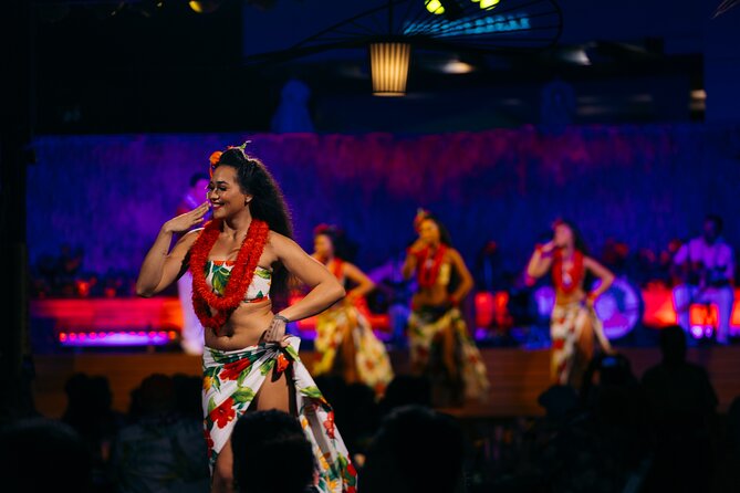 Paina Waikiki Luau gallery image 3