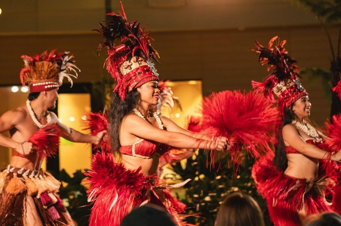 Queens Waikiki Luau gallery image 2